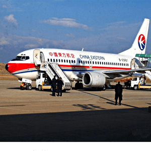 黄山机场货运航空快运业稳步发展的原因是什么？